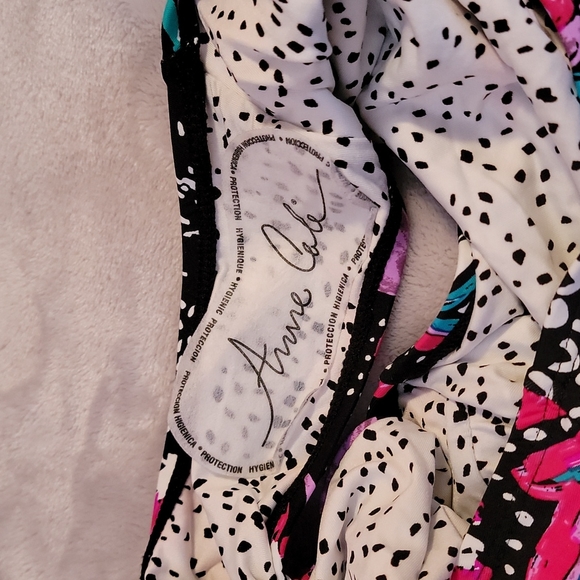 Anne Cole Swimsuit - Picture 6 of 9